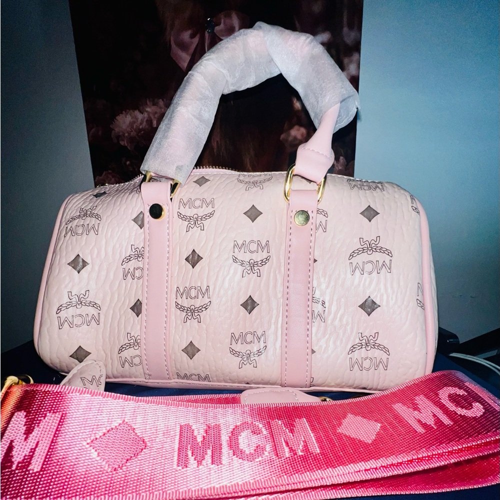Inspired Pink Visetos Barrel Crossbody Bag with Detachable Pink Logo Strap - Picture 11 of 11